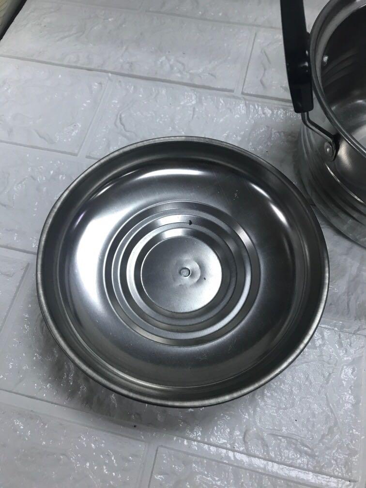 Stainless Steel Mini Cookware Caserola (Category: Other Kitchen Appliances) located in Pasay City. Submitted by meostore (Listing ID 1139676481, Image 3). Description: Item is in good condition, missing top lid, very good conductor of heat! Pm for more details. H: 10cm Diameter: 17cm.