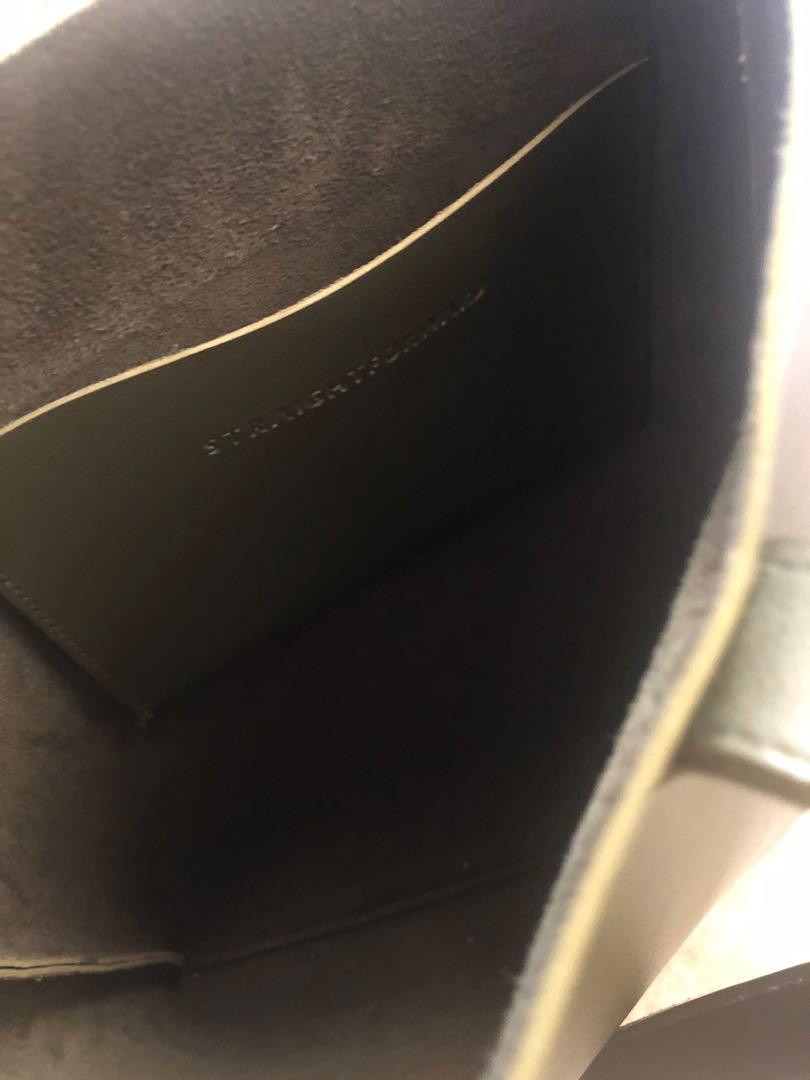 Straightforward leather bag (Category: Tote Bags) located in Manila. Submitted by shaddie (Listing ID 1139631962, Image 3). Description: Legit 💯 Tote bag or laptop bag Good as new RFS: Decluttering .
