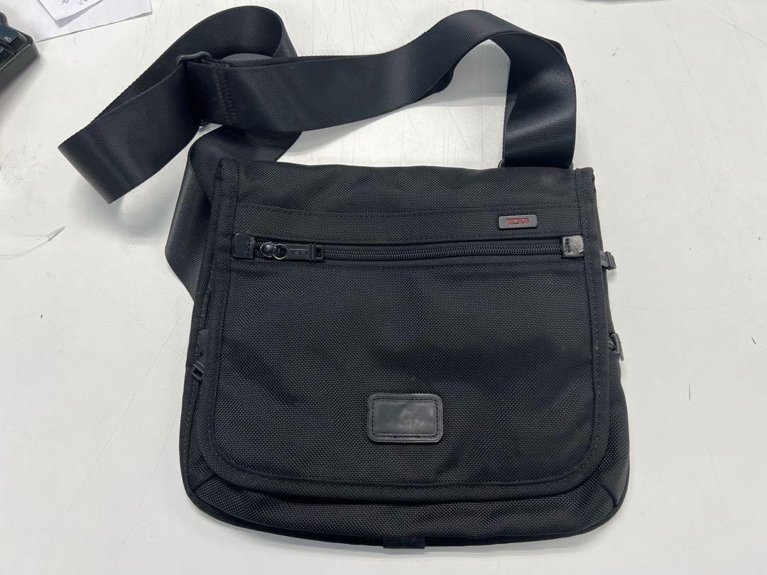 Harga store handbag tumi
