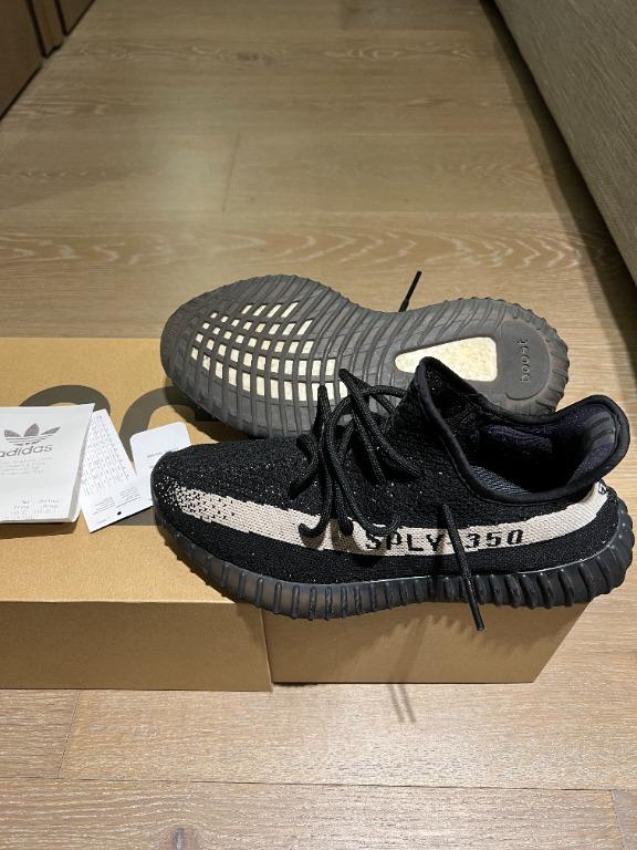 UK 7.5 Adidas Yeezy Oreo core black white