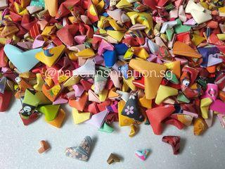 Lot of 2000 pcs paper hearts