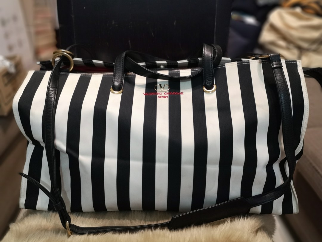 Valentino garavani sport bag price outlet