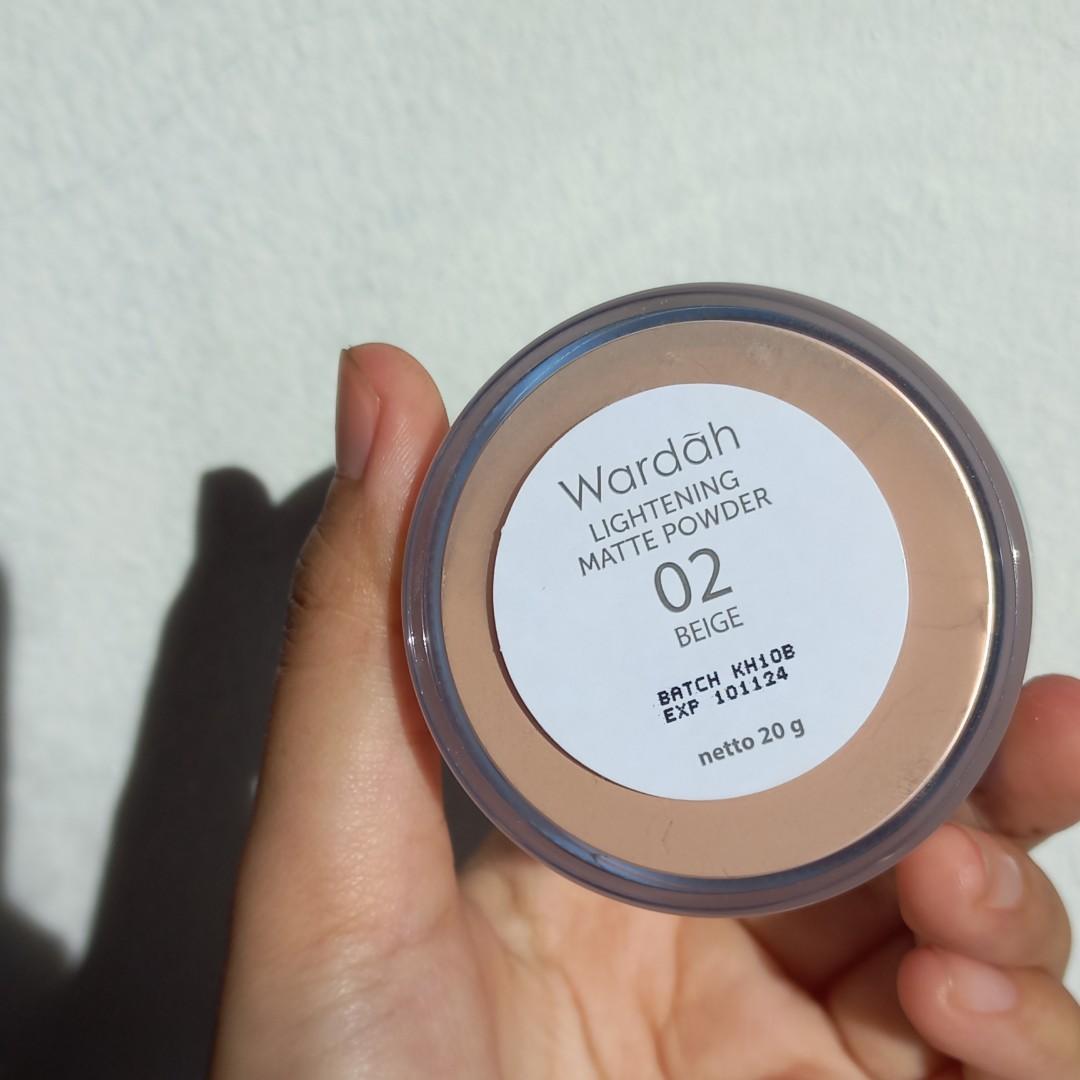 Wardah lightening store loose powder