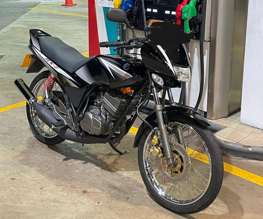 yamaha rxz 135 sekala black coverset+sticker original hly (fuel tank second  oem), Motorcycles, Motorcycle Accessories on Carousell