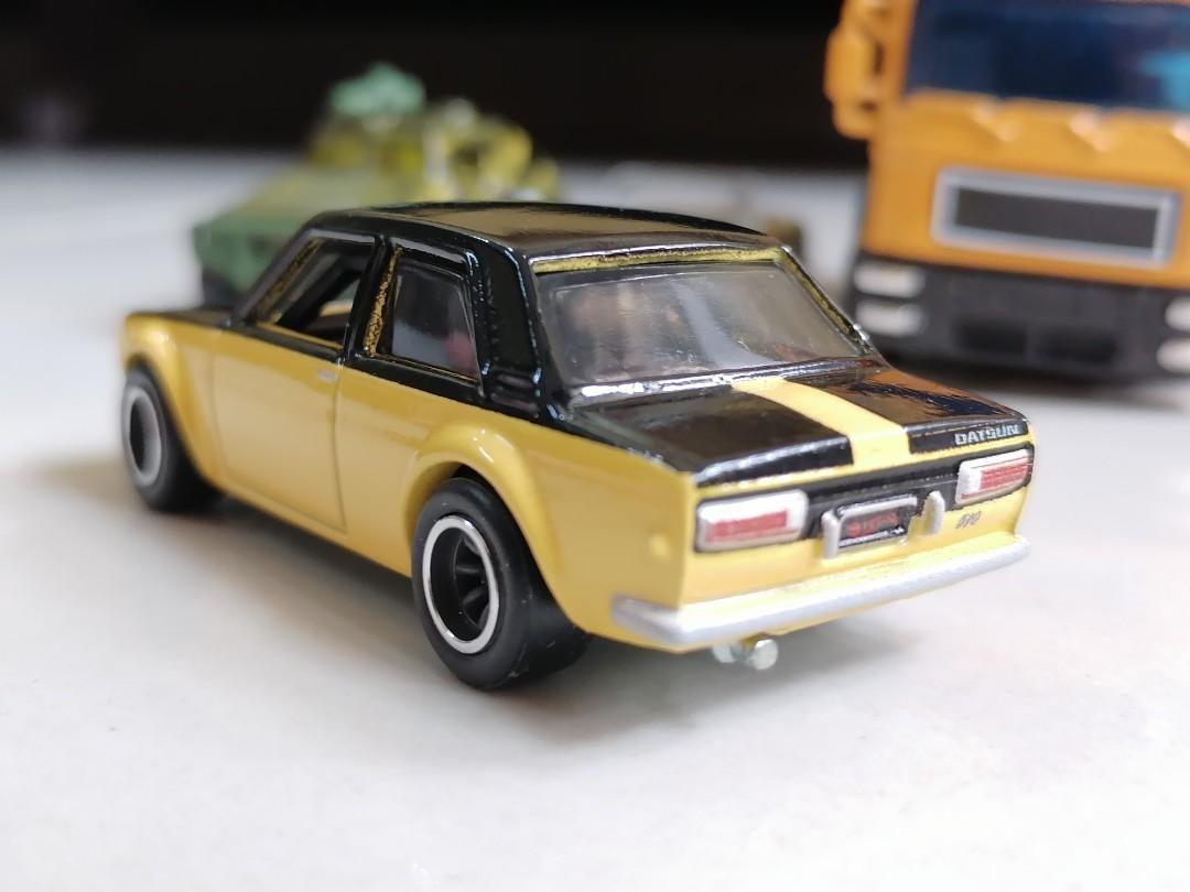 Hot Wheels 2019 Hot Wheels Display Case Datsun Bluebird 510
