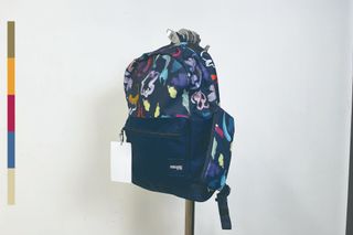 （分類：）位於 。 由 marfifi 提交（商品編號 1139867807，圖片 1）。簡介： 。