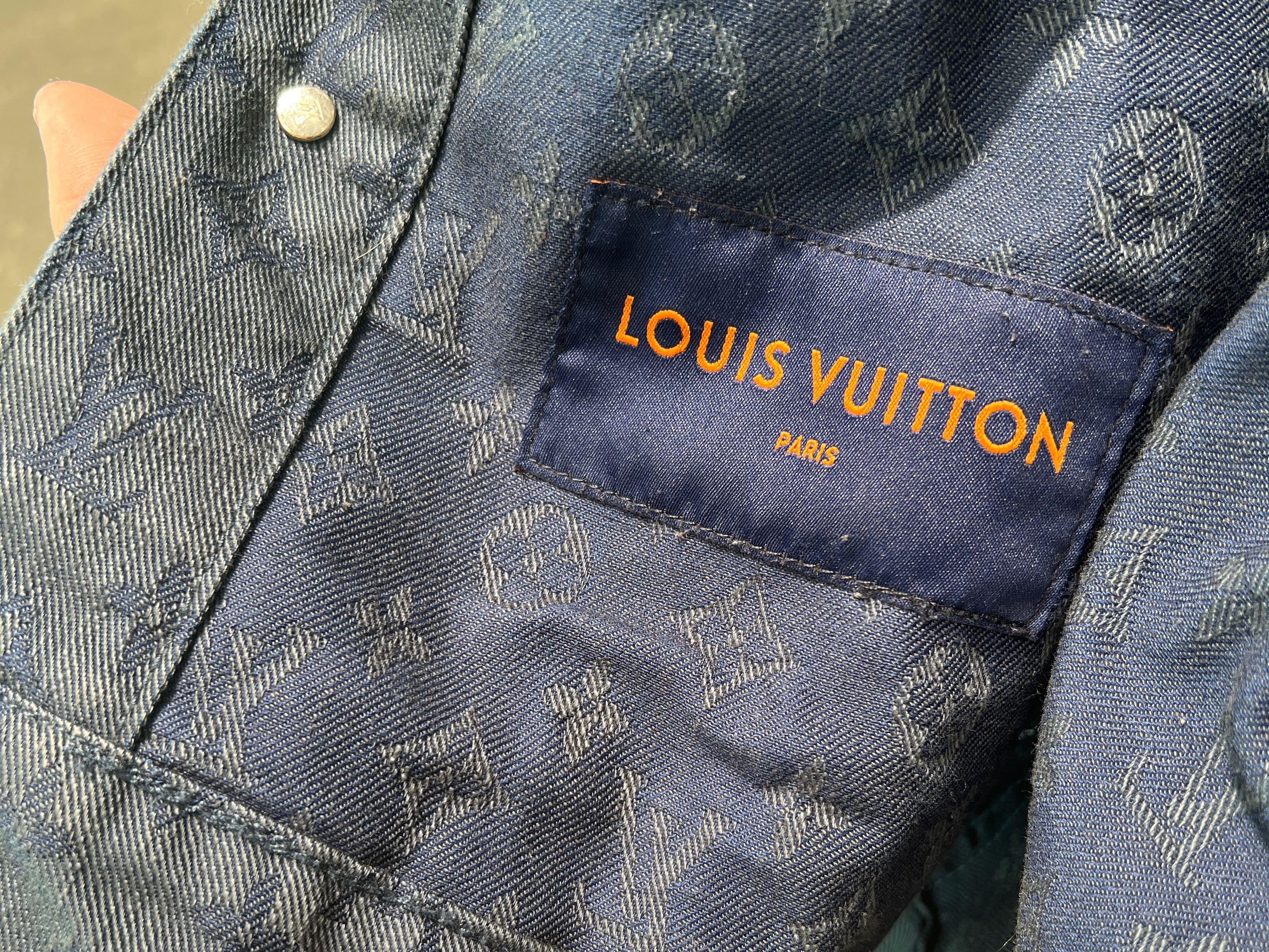 Authentic Louis Vuitton Pink Denim Jacket with L/V Patches Size 38 M/L