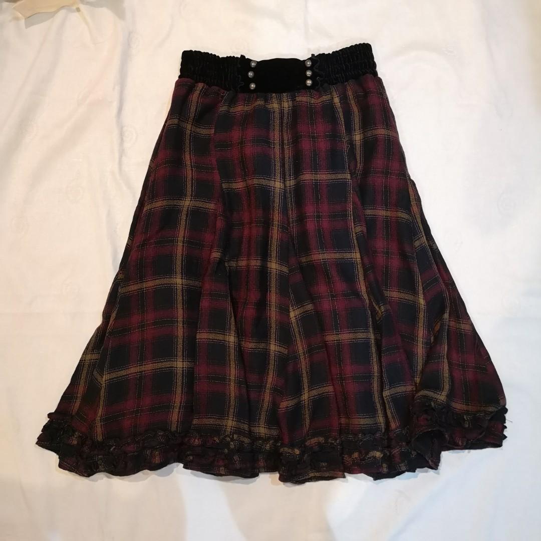 Axes Femme Plaid Checkered Black Maroon Dark Red Otome Lolita Academia
