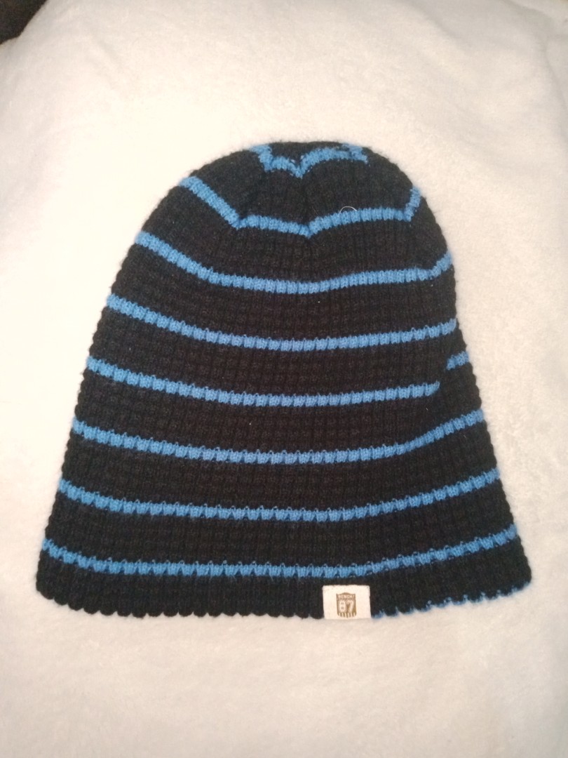 Bench blue stripes bonnet, Men's Fashion, Watches & Accessories, Caps ...