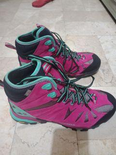 Brand New Original Merell Hi cut shoes