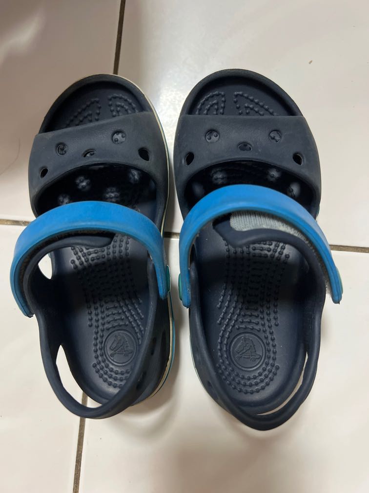 CROCS SIZE C8, Babies & Kids, Babies & Kids Fashion on Carousell
