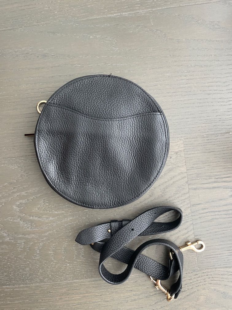 Cuyana circle crossbody bag online