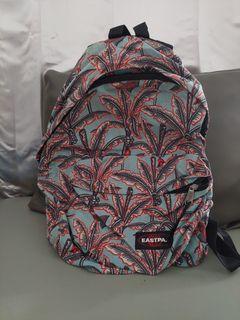 vans patterned backpack
