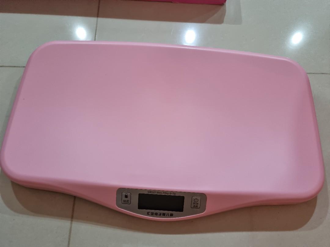 Electronic weight scale for baby, Babies & Kids, Baby Monitors on Carousell