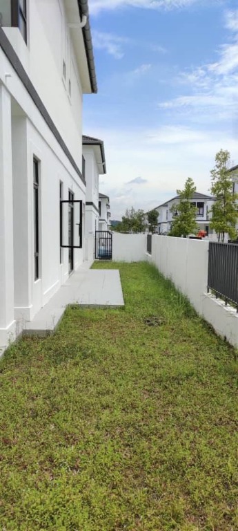 End Lot Double Storey Eco Grandeur Graham Garden Type D Puncak Alam ...