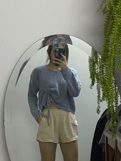 (Category: ) located in . Submitted by taetae_wardrobe (Listing ID 1140015430, Image 1). Description: .