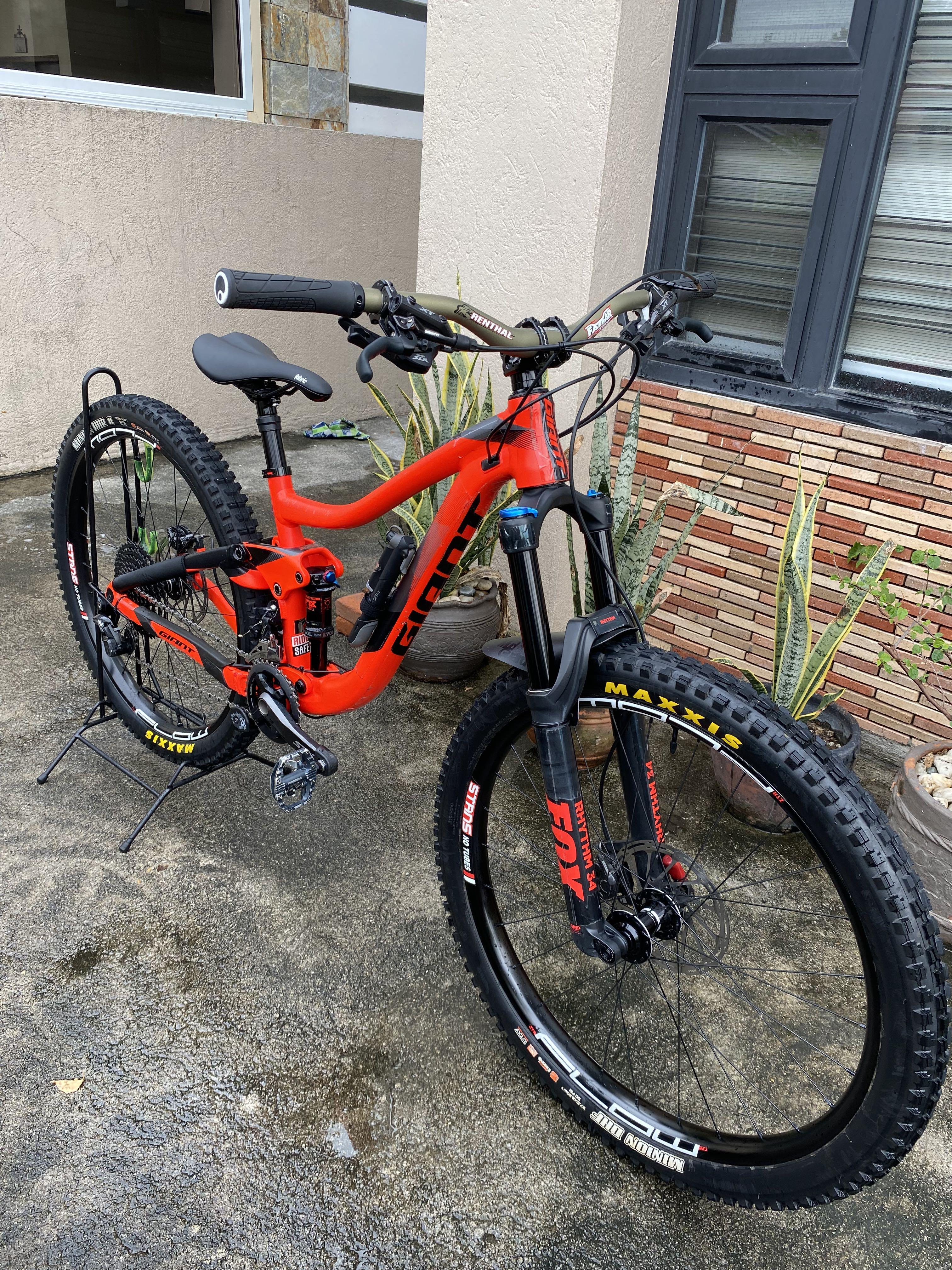 Giant hotsell trance red