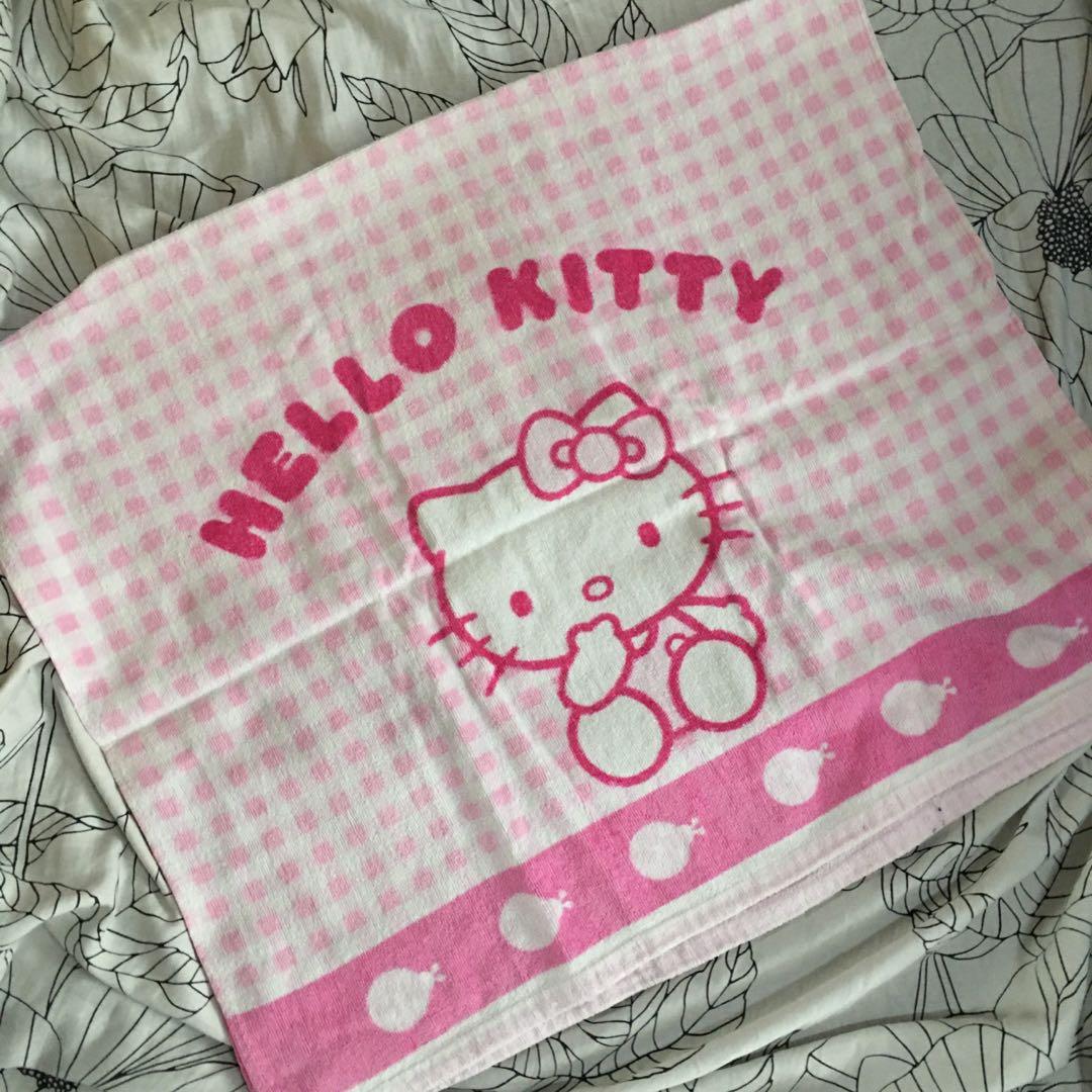 Hello Kitty Bath Towel, Furniture & Home Living, Bedding & Towels on