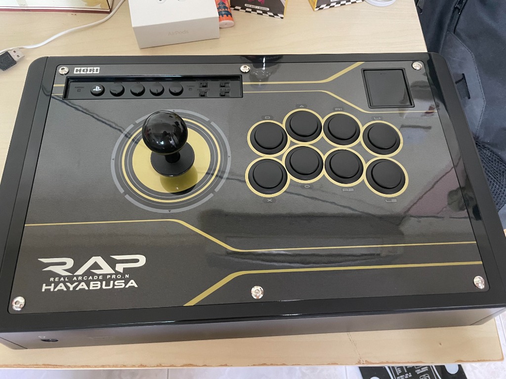 HORI Real Arcade Pro N Hayabusa Arcade Fight Stick, Video Gaming ...