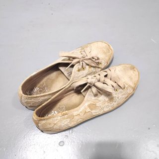 (Category: ) located in . Submitted by dcprelovedclothes (Listing ID 1140031150, Image 1). Description: .