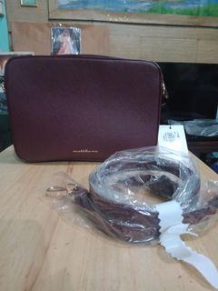 Matthews Maroon bag saffiano with sling