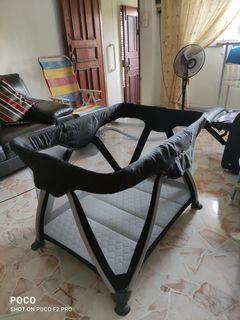 Nuna Travel Baby Cot