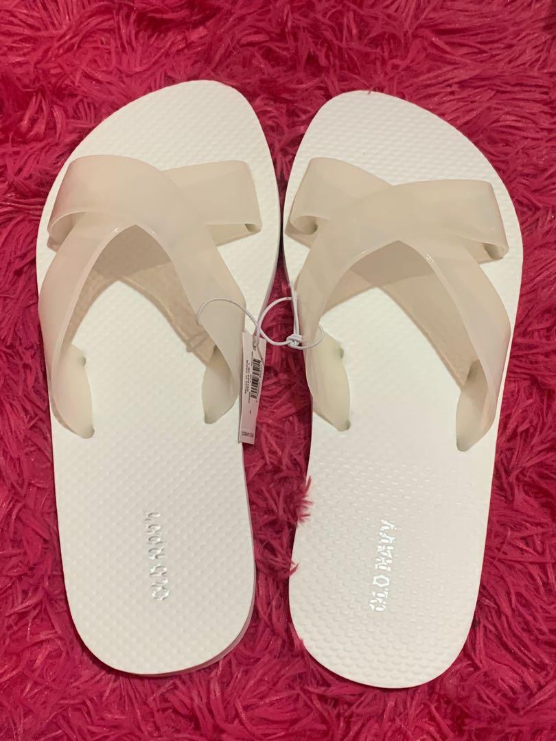 Old Navy Flip flops Crisscross Strap Sandals