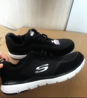 Escritura Domar pegamento Skechers Air Cooled Memory Foam Lite Weight, Women's Fashion, Footwear,  Sneakers on Carousell