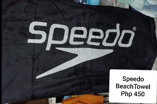 Speedo hot sale beach towel