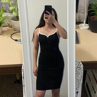 (Category: ) located in . Submitted by dearmadeleine (Listing ID 1139966514, Image 1). Description: .
