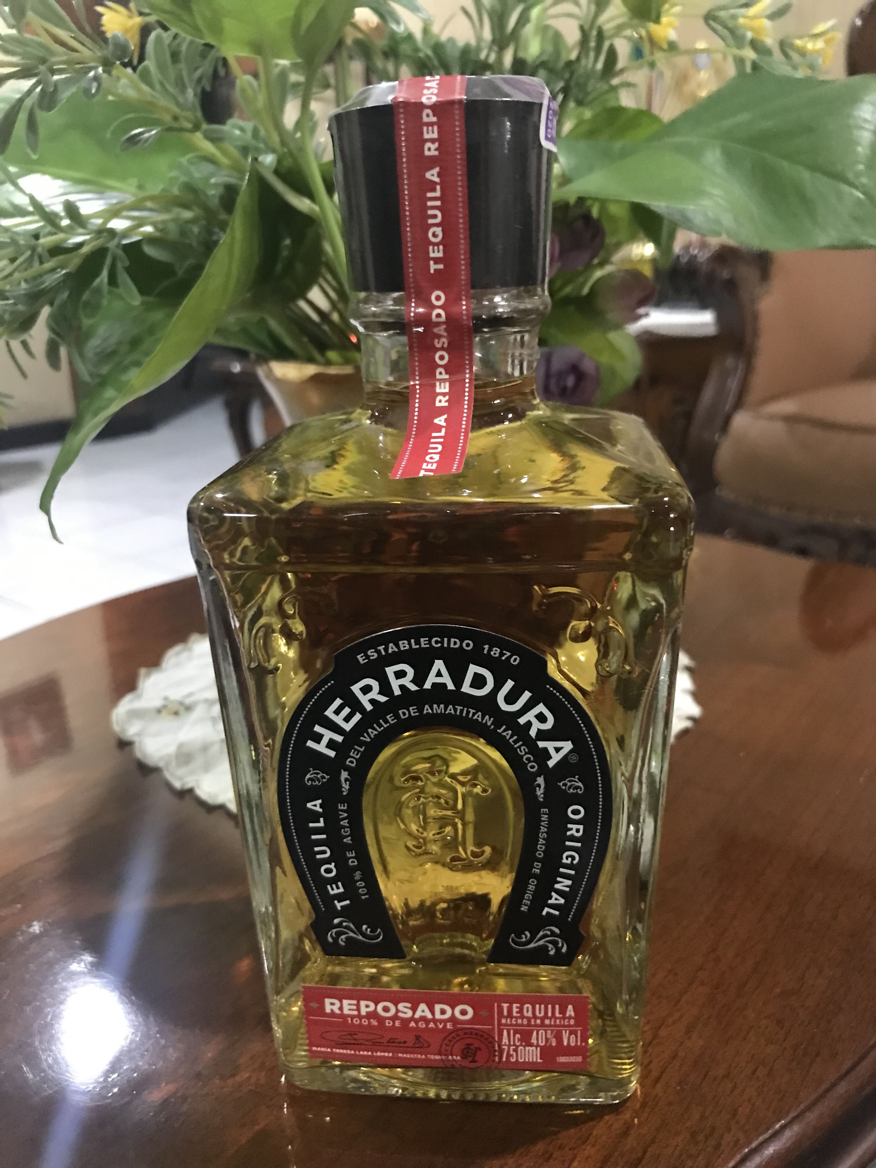 Tequila Herradura Reposado, Makanan & Minuman, Minuman Tidak Beralkohol Di  Carousell