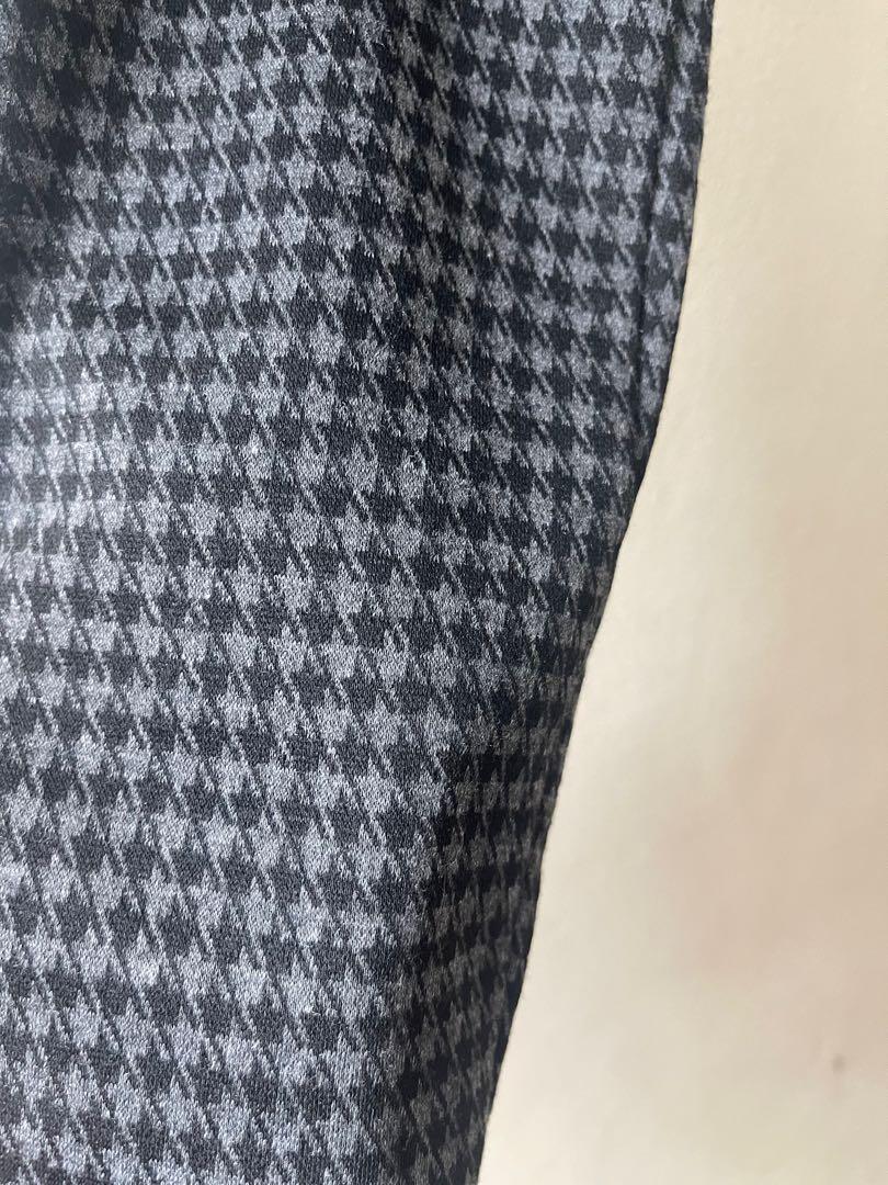 Terranova Stretchable Pants/ Cotton Leggings (Category: Other Bottoms) located in Manila. Submitted by jhen_2.0 (Listing ID 1139879308, Image 2). Description: .