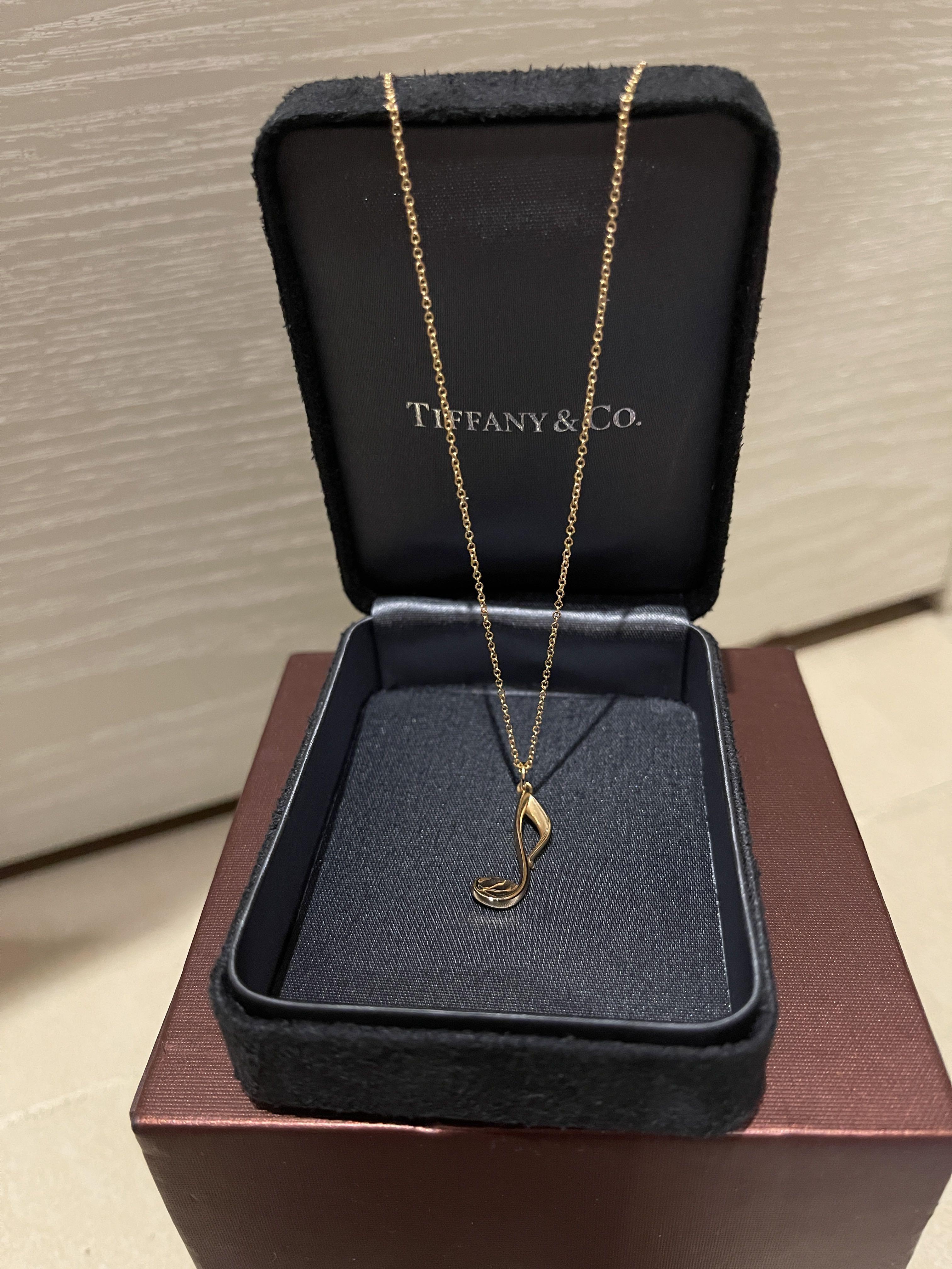 Tiffany co music note pendant 18k gold necklace