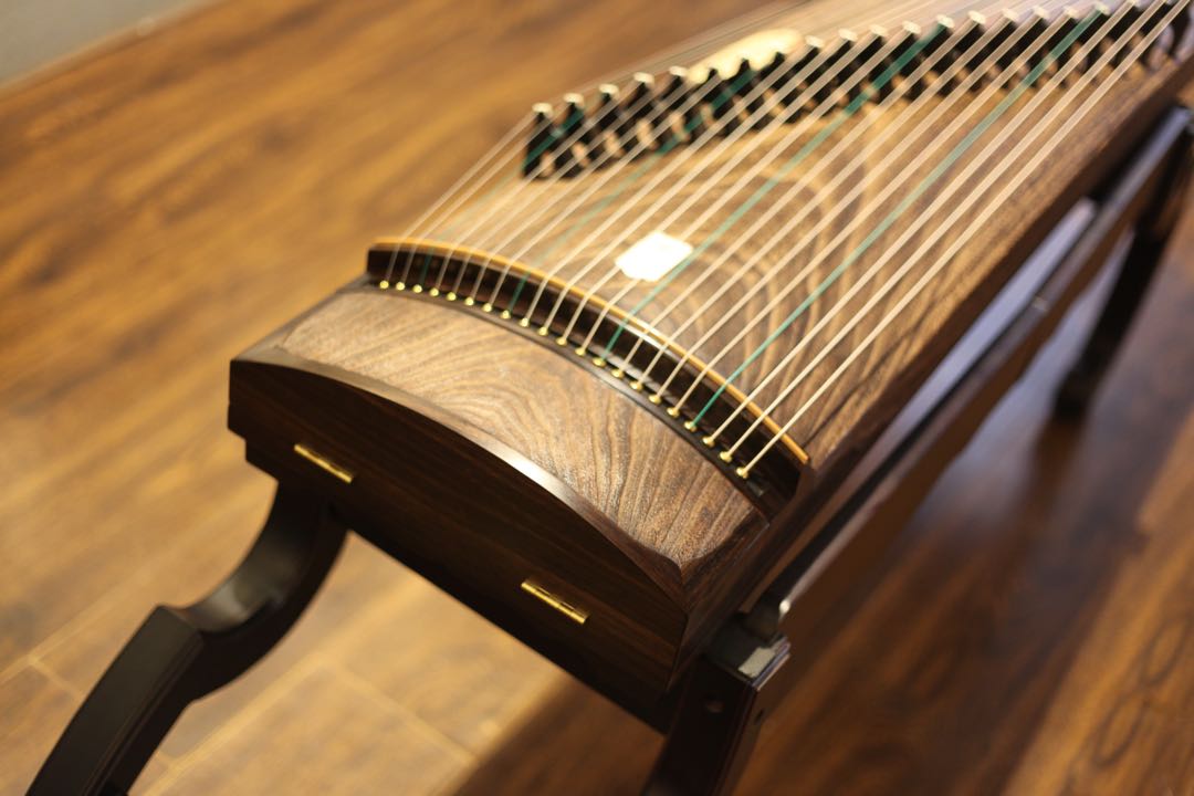 Top Professional Guzheng Made in JapanGuzheng made by a master, Hobbies