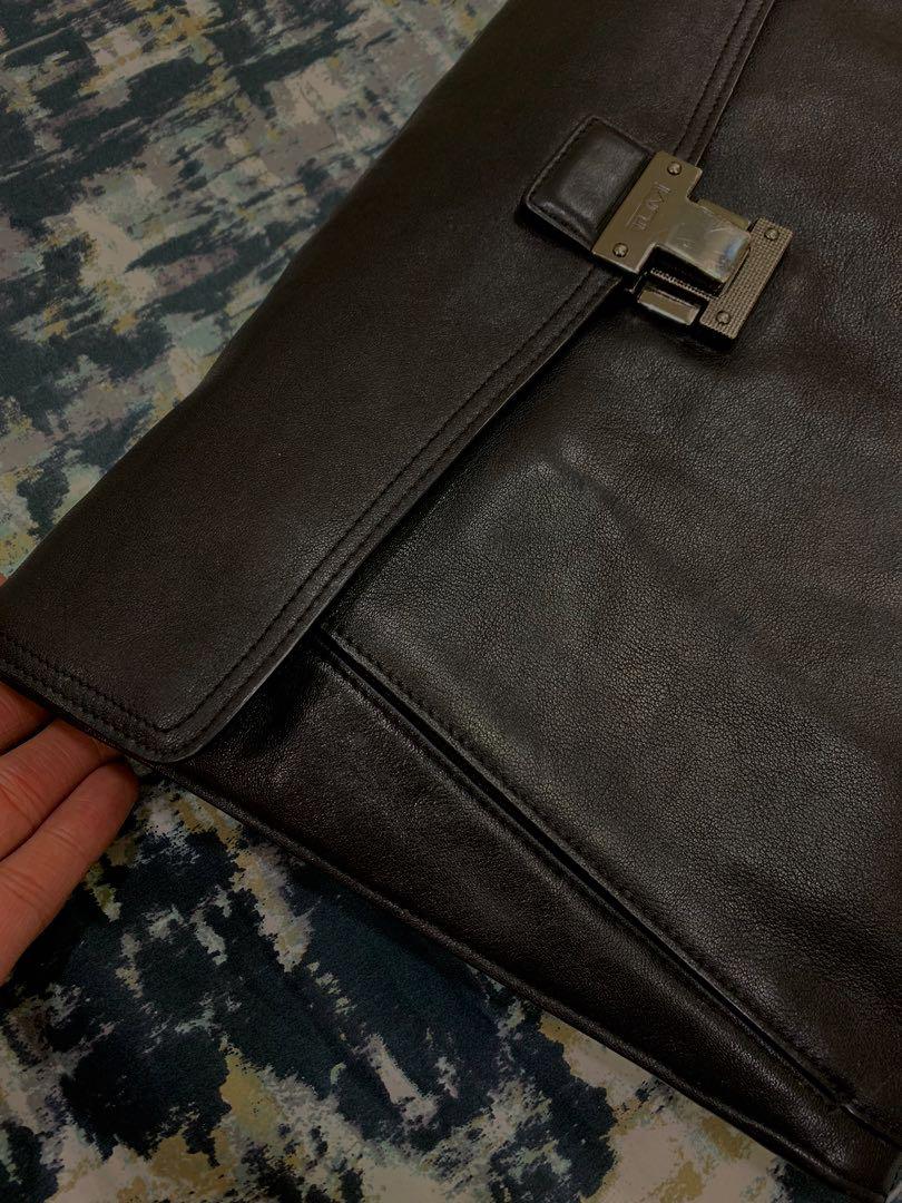 Tumi genuine Leather bag, Men's Fashion, Bags, Belt bags, Clutches and Pouches on Carousell