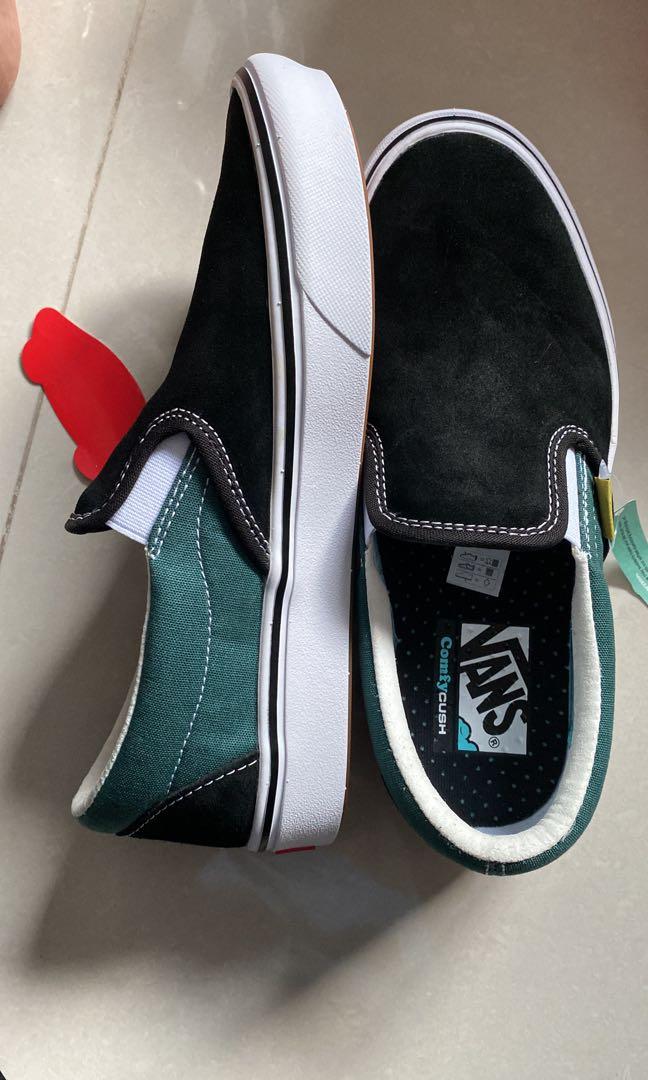 Vans Shoes comfycush slip on, Women's Fashion, Footwear, Sneakers on  Carousell