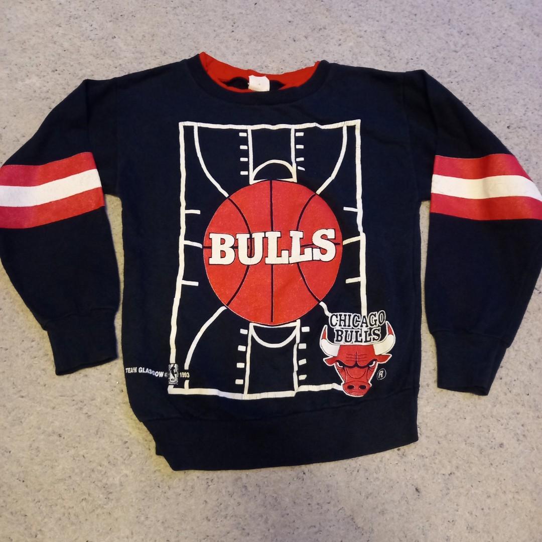 vintage 90s chicago bulls sweatshirt