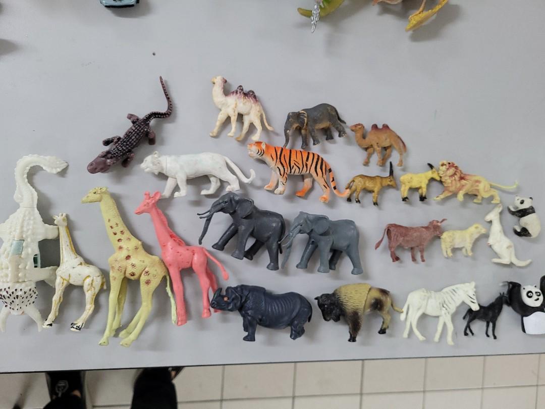 25 pcs Assorted Zoo Animals, Hobbies & Toys, Toys & Games on Carousell