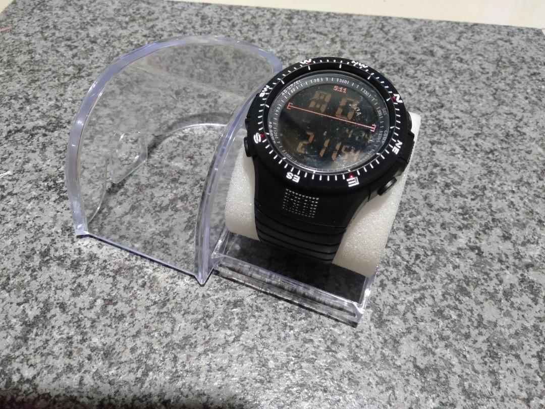 5.11 beast top watch price