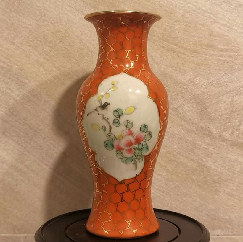 中国美術 珊瑚釉 花鳥 瓶 高34cm 雍正年製(K-LC201) 中国美術 珊瑚釉 花鳥 瓶 高34cm 雍正年製(K-LC201) 工芸品
