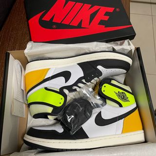 (Category: ) located in . Submitted by yeezypeazy (Listing ID 1140196498, Image 1). Description: .