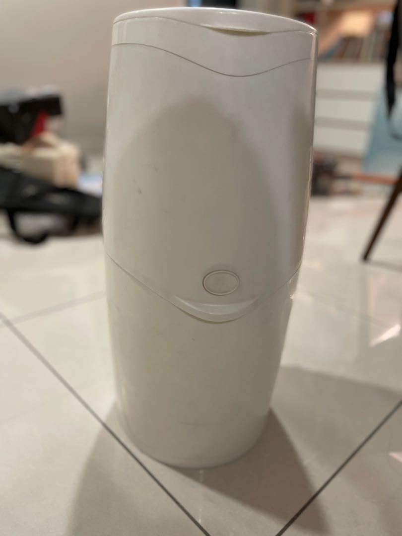 Angelcare Nappy Bin from UK, Health & Nutrition, Assistive