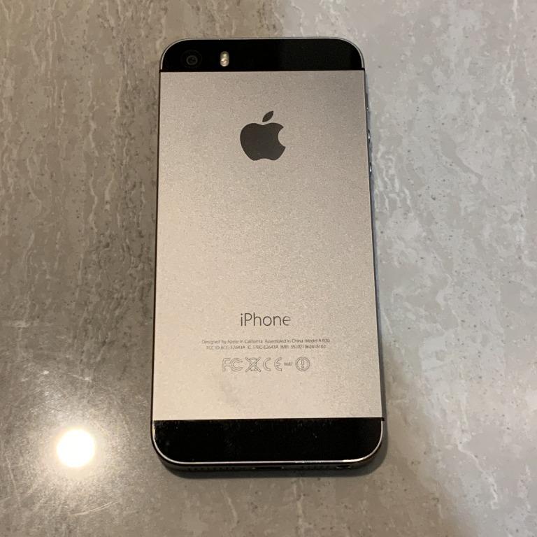 新品 iPhone 5s Space Gray 16 GB Y mobile