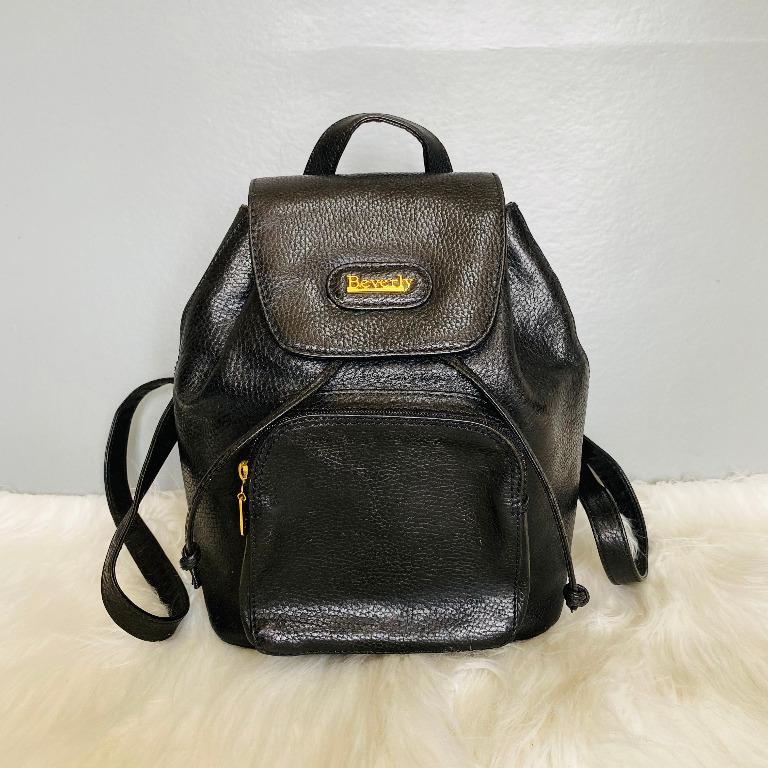 Beverly of Ireland Black Vintage Leather Backpack Women s Fashion Bags Wallets Backpacks on Carousell