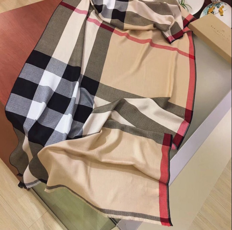 Burberry 100 cashmere scarf 5ml discount
