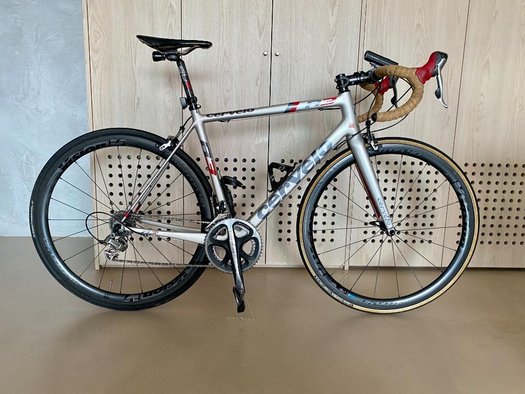 Cervelo R3 Road Bike Size 54 with Dura Ace with Vision Metron 45 Wheels