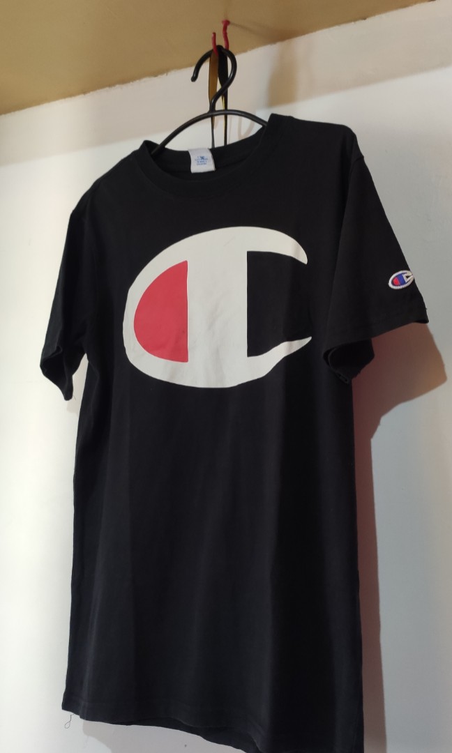 Champion shirt hotsell big logo
