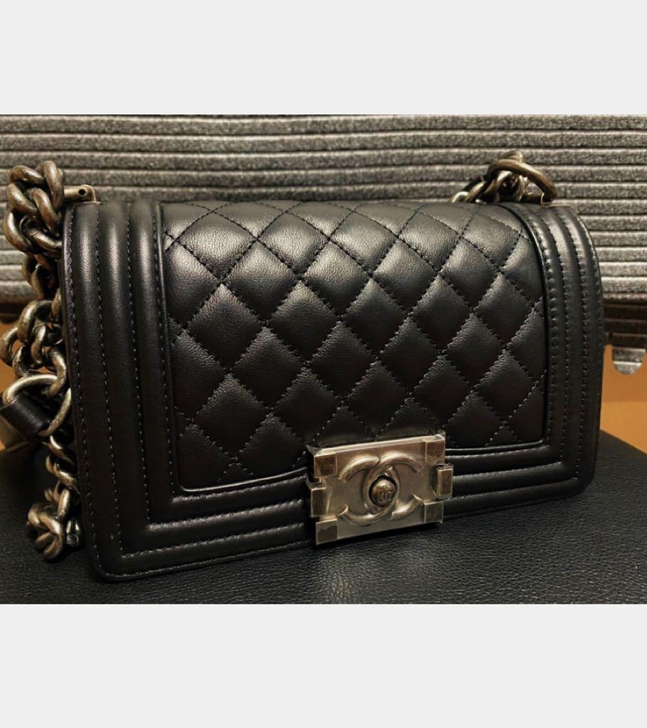 Chanel boy 8 price shop