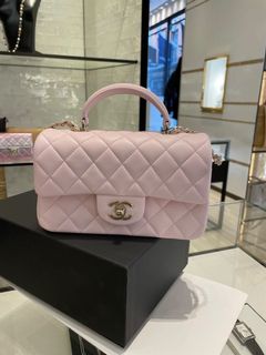 （分類：）位於 。 由 chanellovers_c 提交（商品編號 1140230953，圖片 1）。簡介： 。
