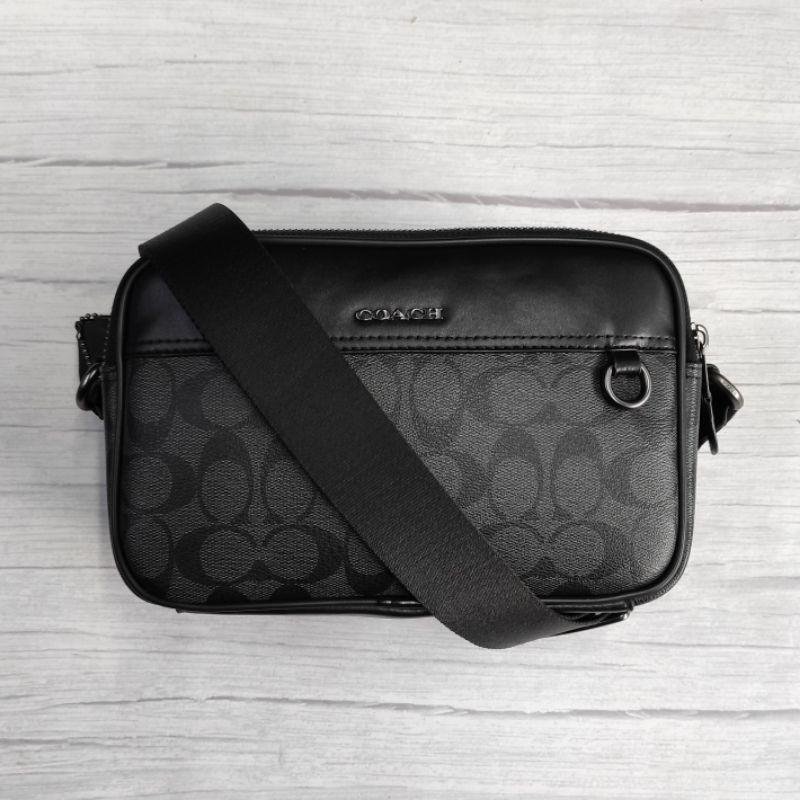 Coach double discount zip sling bag